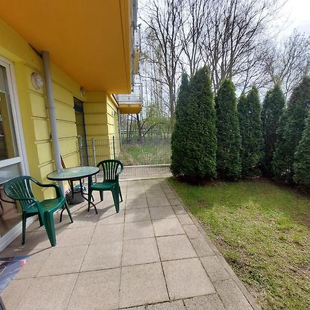 Apartament z Ogródkiem Kołobrzeg Exterior foto