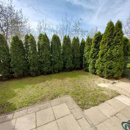 Apartament z Ogródkiem Kołobrzeg Exterior foto