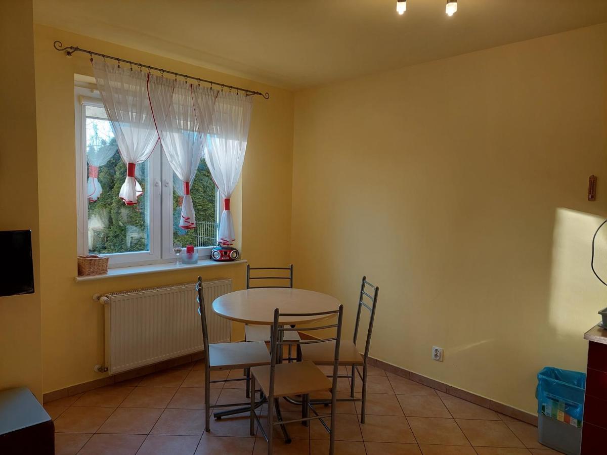 Apartament z Ogródkiem Kołobrzeg Exterior foto